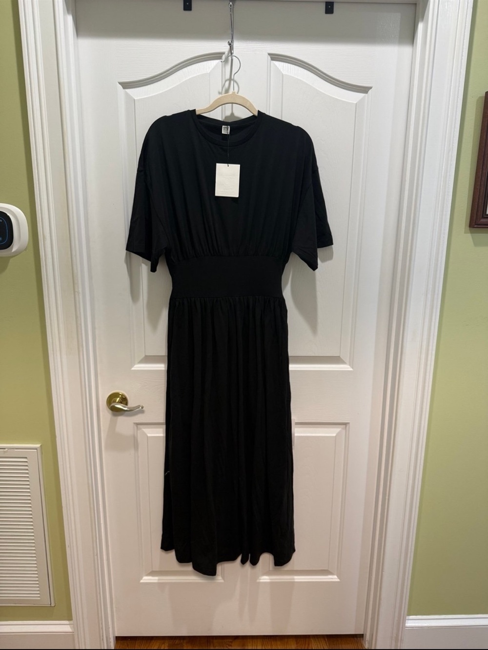 TOTEME
Cotton and silk-blend midi dress - Picture 2 of 9